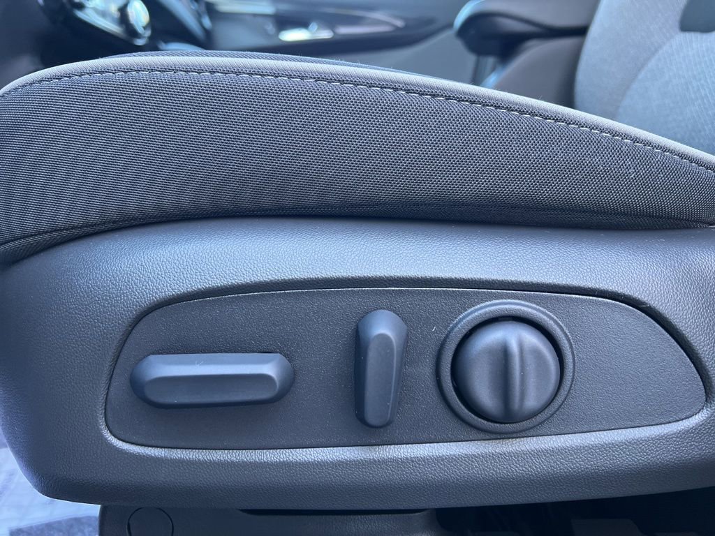 New 2026 Chevrolet TrailBlazer LT w/ Convenience Package image 9