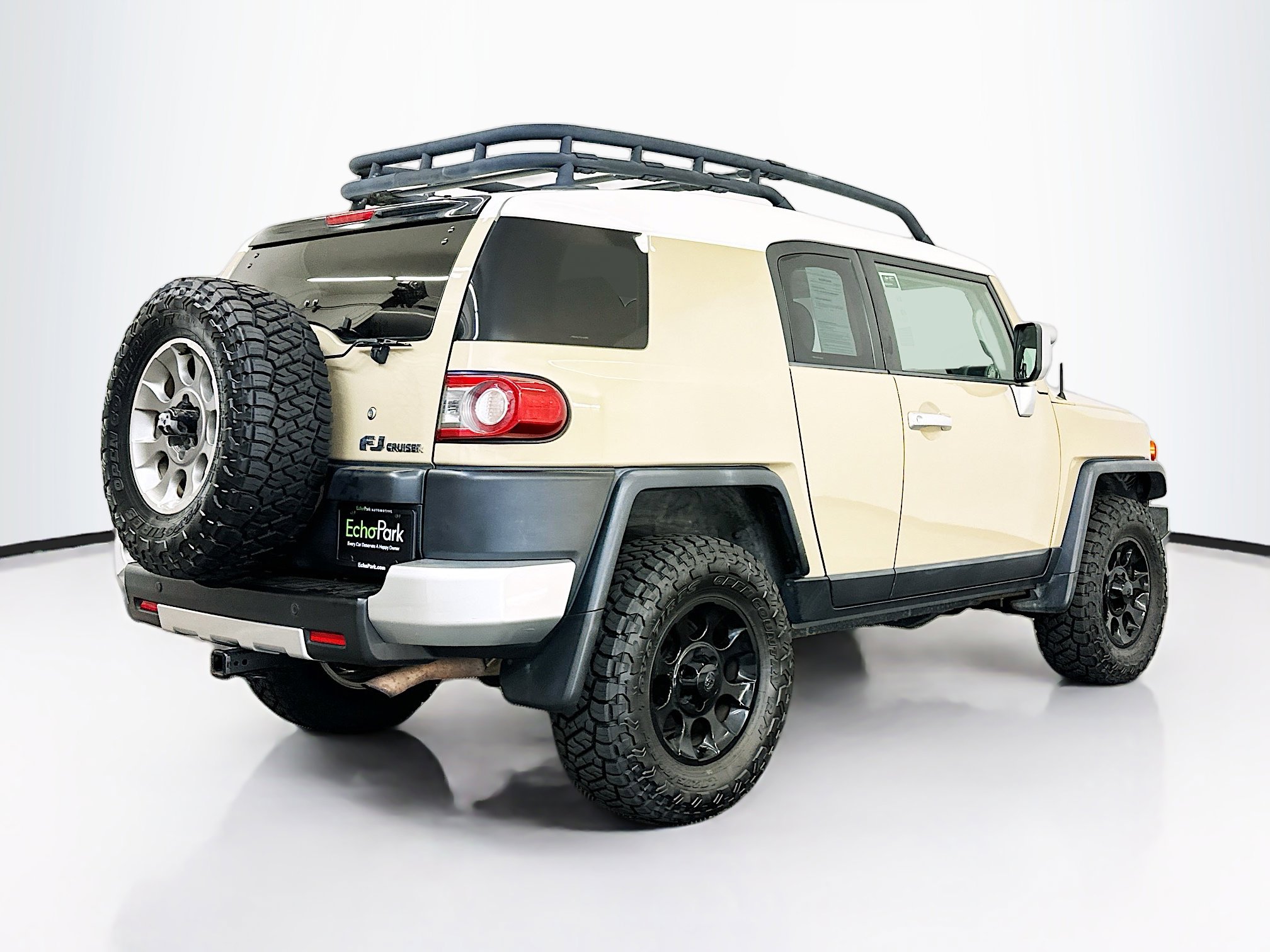 Used 2012 Toyota FJ Cruiser 4WD image 9