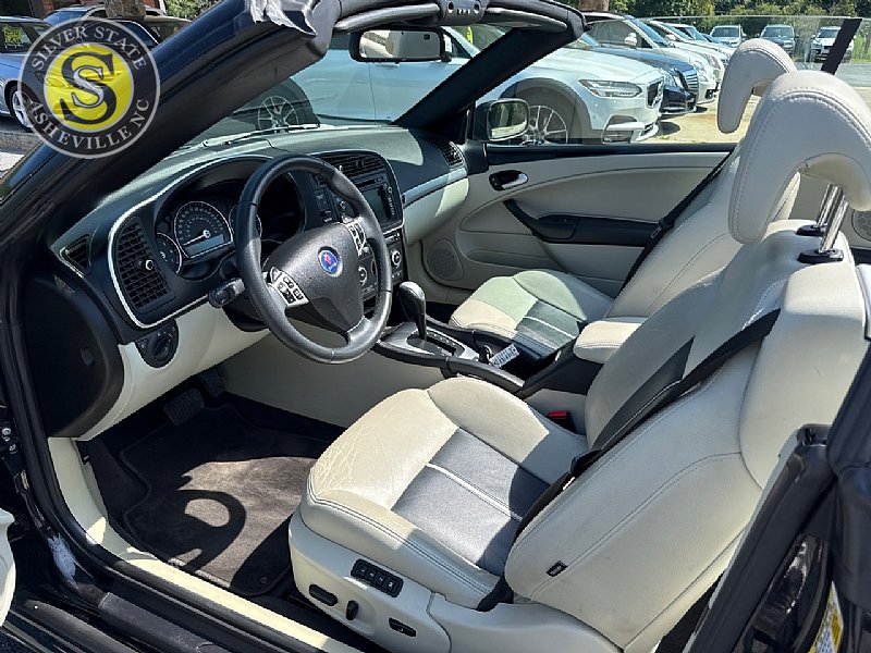 Used 2010 Saab 9-3 Aero FWD image 10