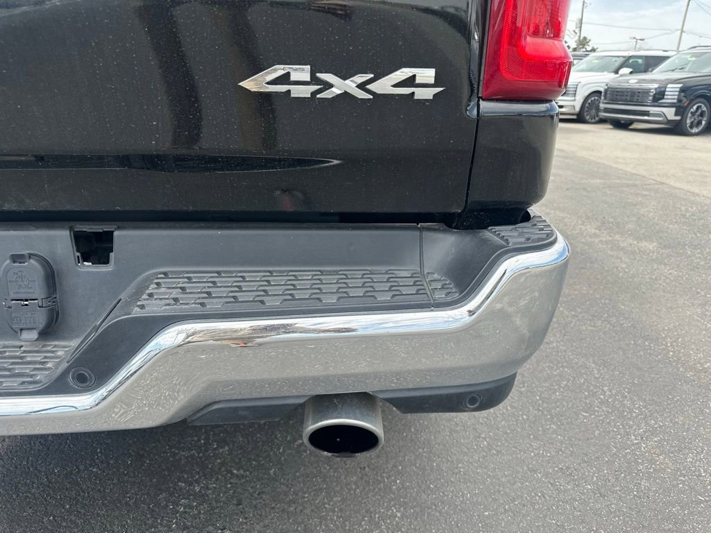 Used 2025 RAM 1500 Laramie image 7
