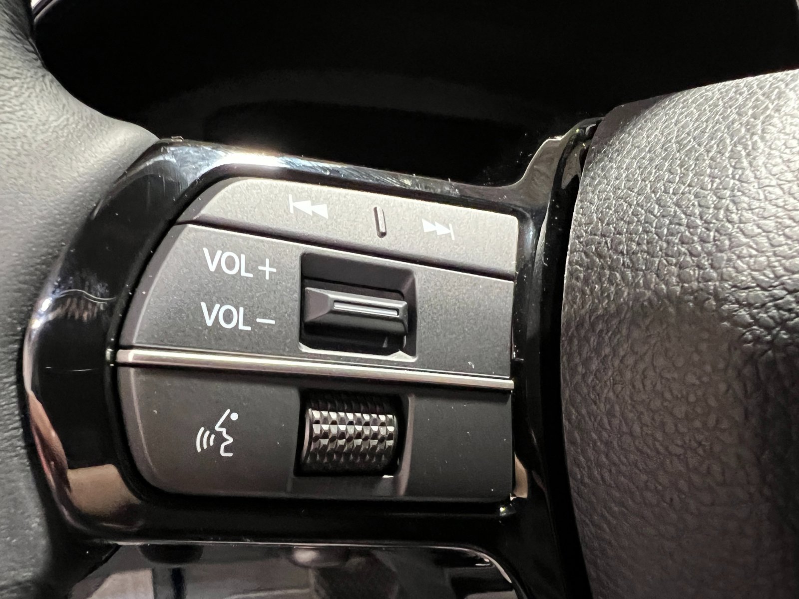 New 2025 Acura Integra image 24