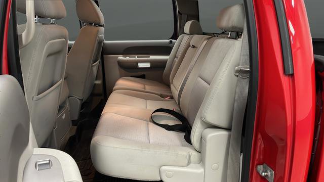 Used 2014 Chevrolet Silverado 2500 LT w/ Convenience Package image 21