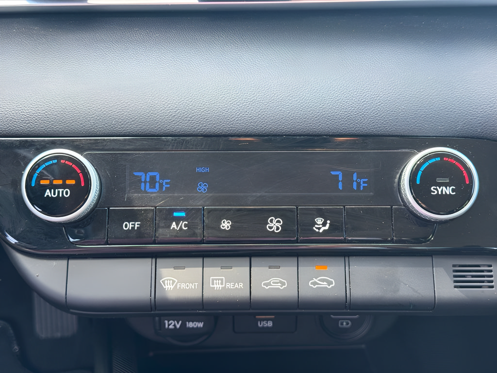 Used 2018 Chevrolet Colorado Z71 w/ Centennial Edition AWD/4WD image 30