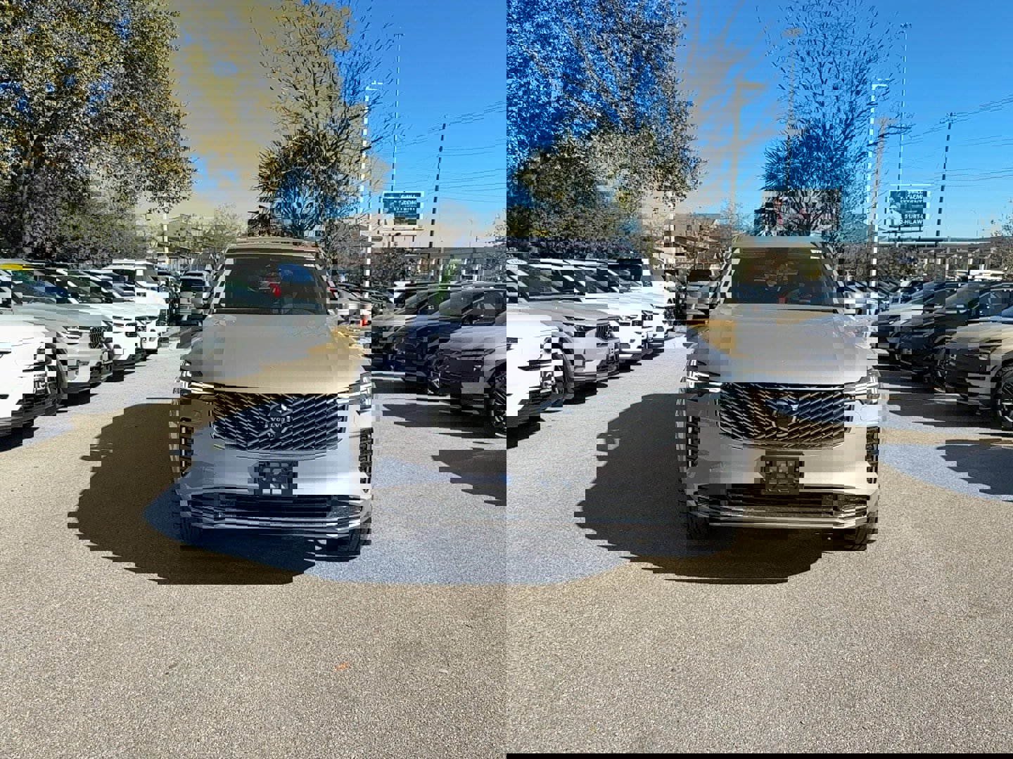 New 2026 Volvo XC90 B6 Plus w/ Protection Package image 8