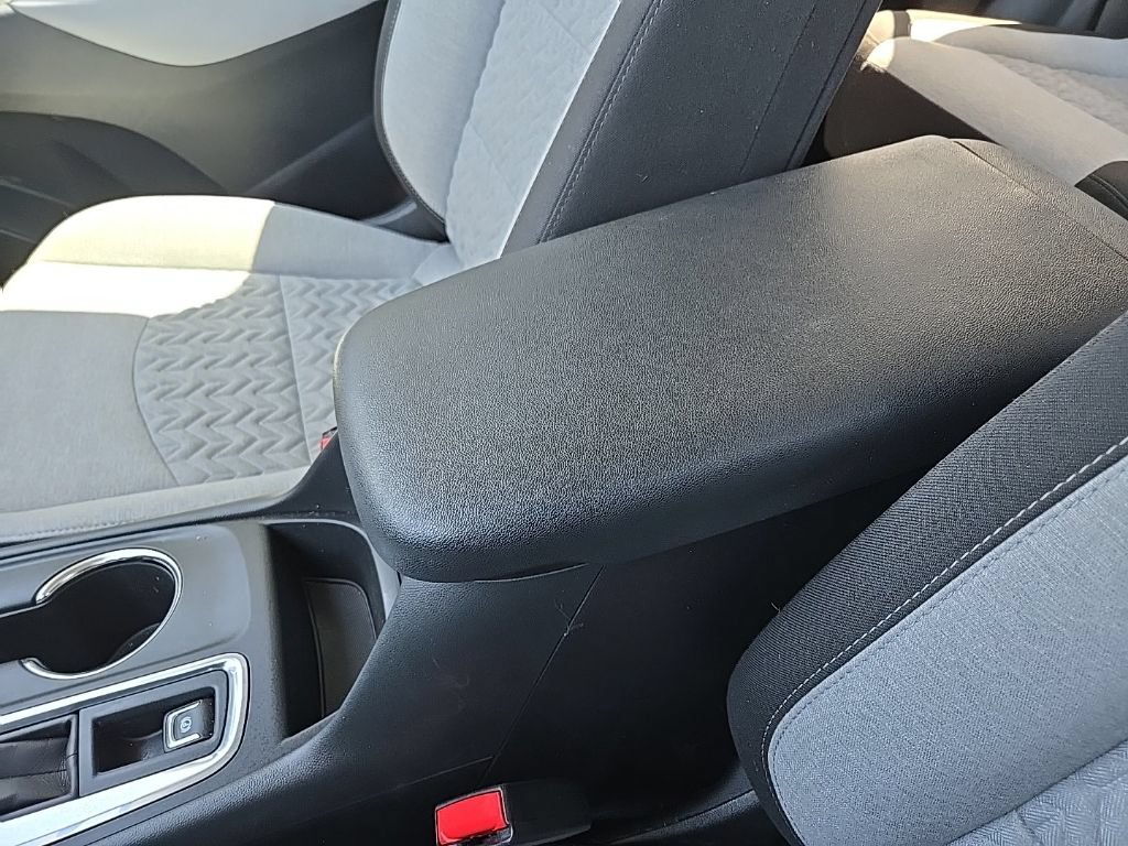 Used 2023 Chevrolet Equinox LS FWD image 57
