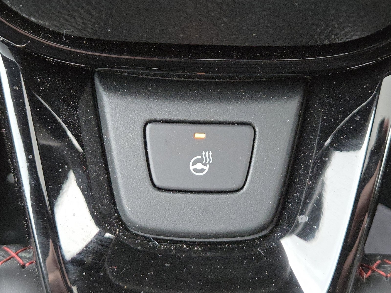 Used 2025 Honda Pilot Black Edition image 7