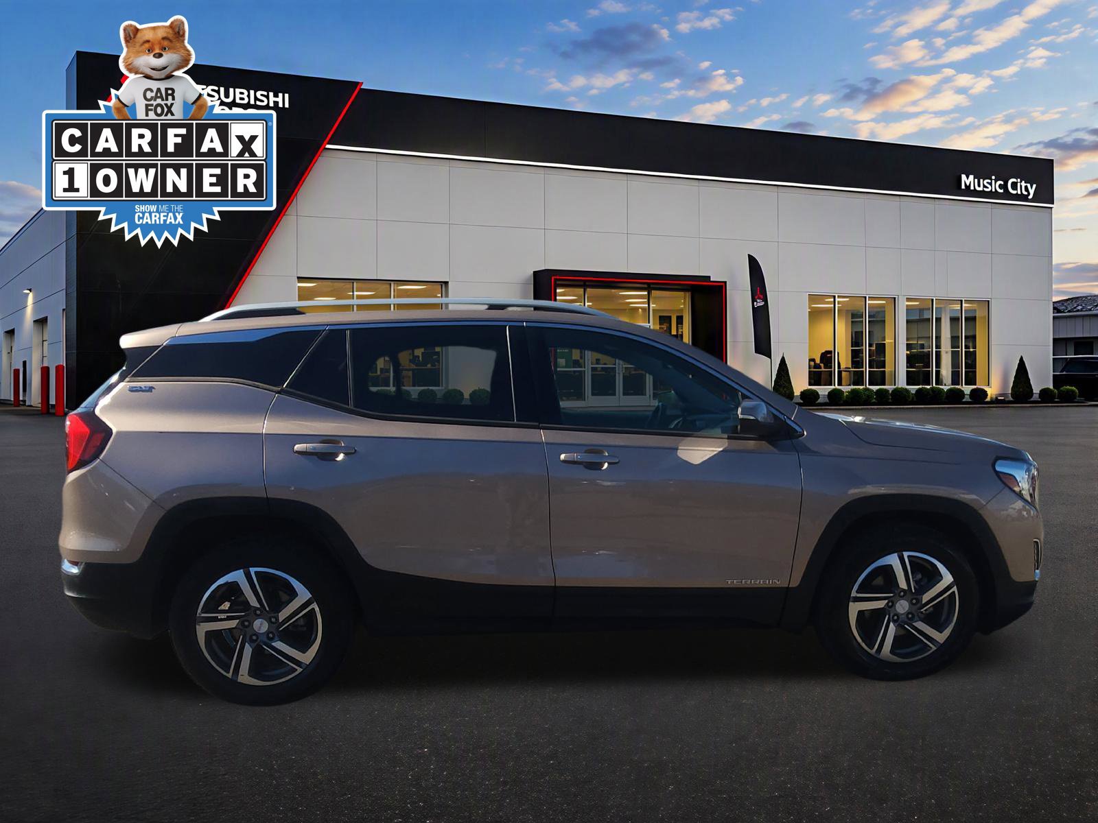 Used 2018 GMC Terrain SLT FWD image 9