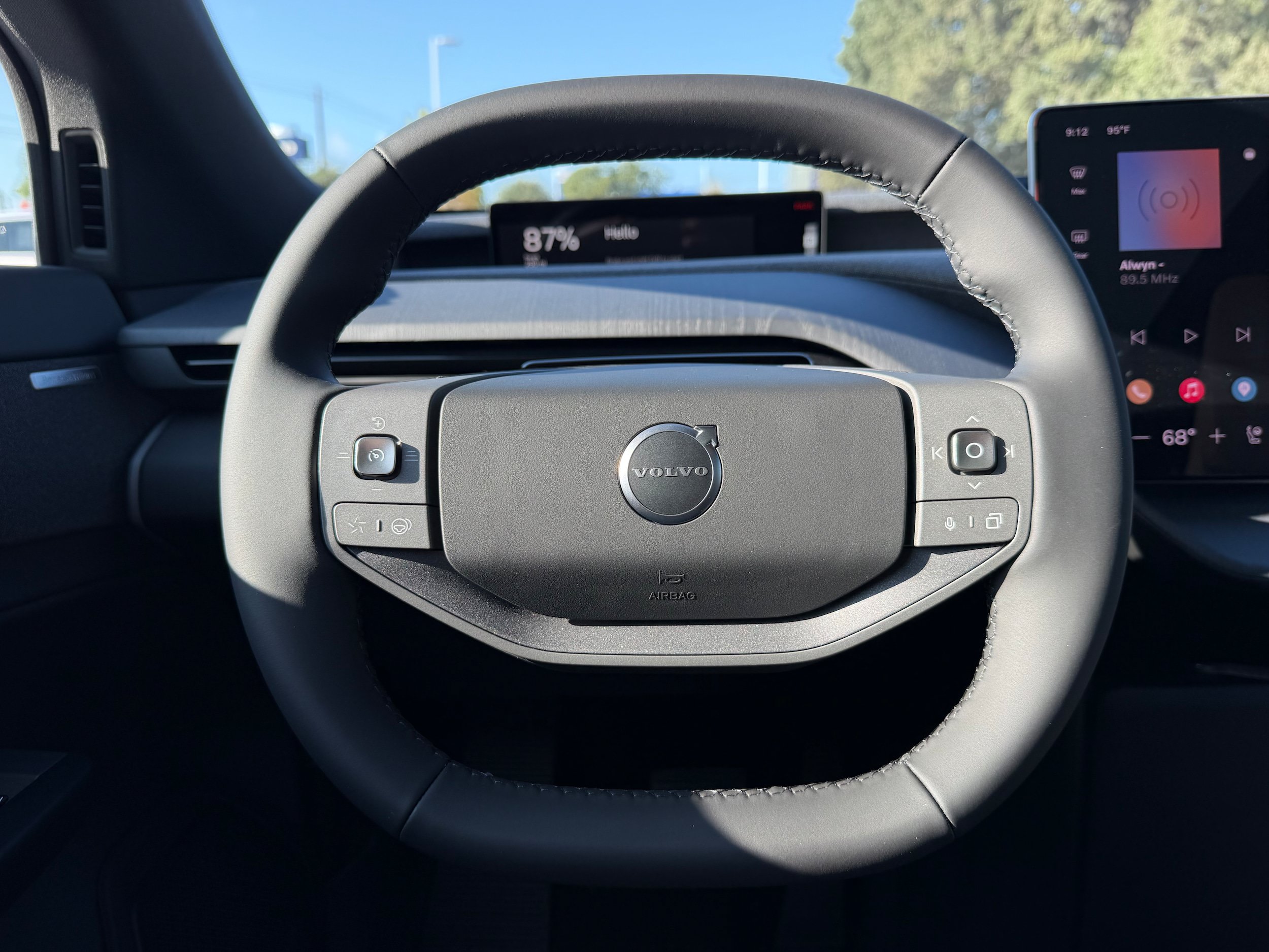 New 2027 Volvo EX60 Ultra AWD/4WD image 19