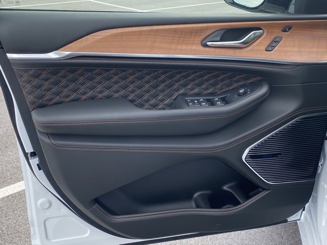 New 2025 Jeep Grand Cherokee L Summit image 12