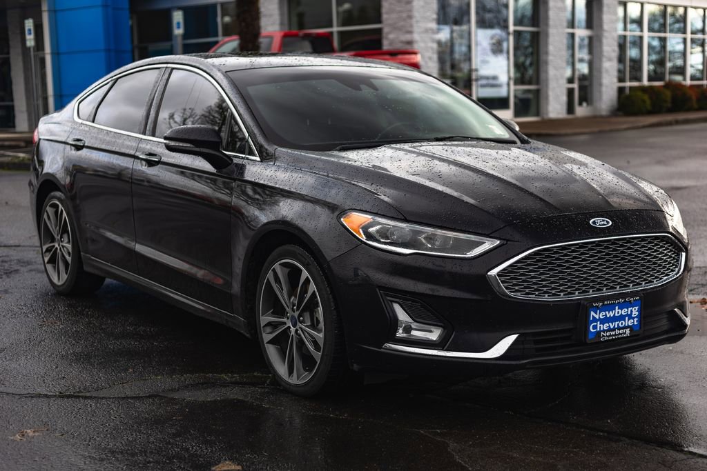 Used 2020 Ford Fusion Titanium image 28