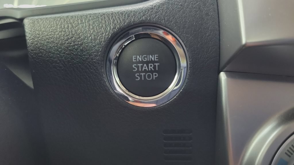 Used 2023 Toyota 4Runner Limited AWD/4WD image 29