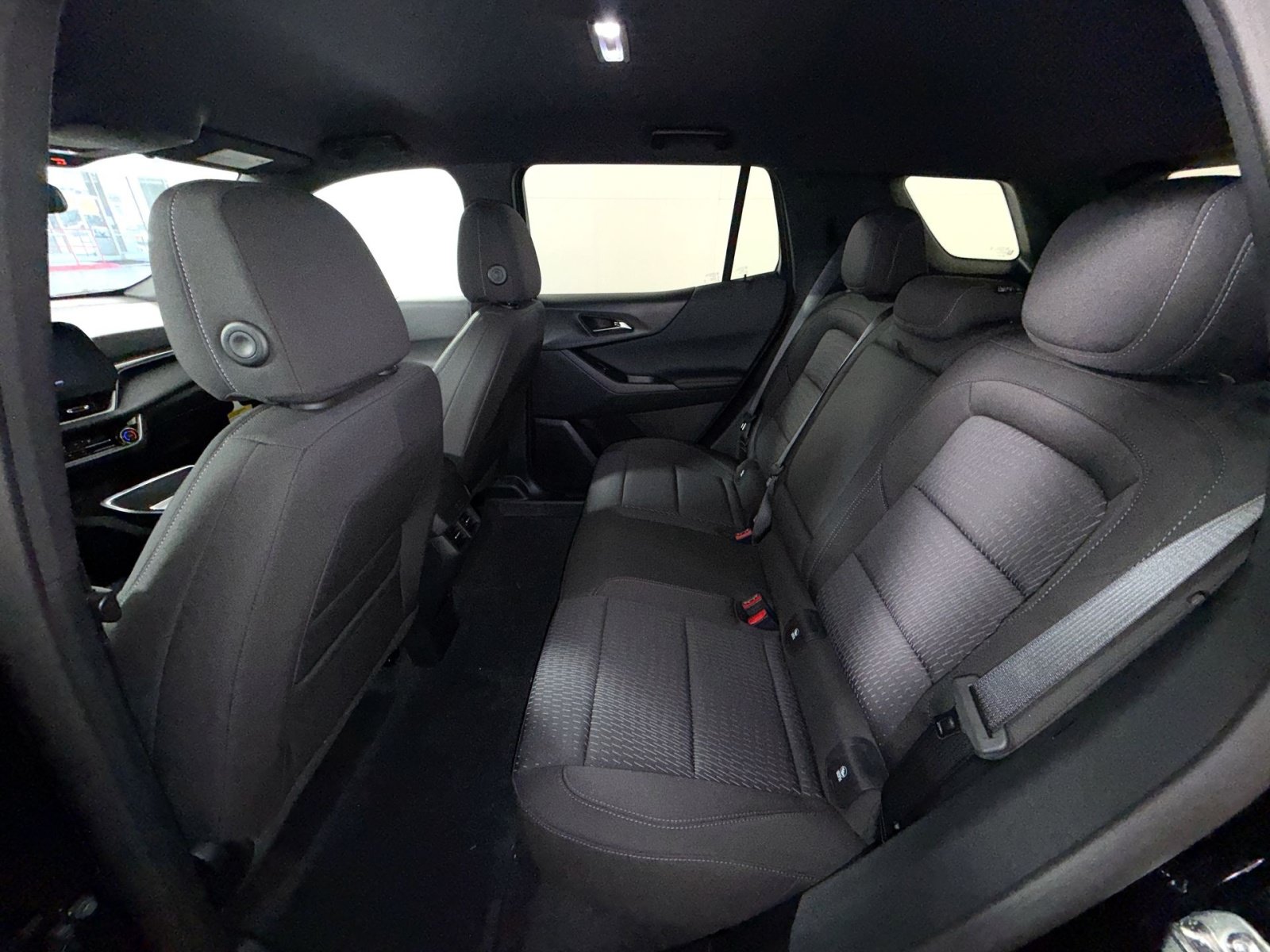 New 2027 Chevrolet Equinox LT FWD image 24