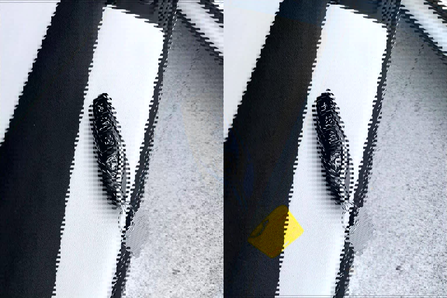 Used 2022 Lamborghini Urus image 14