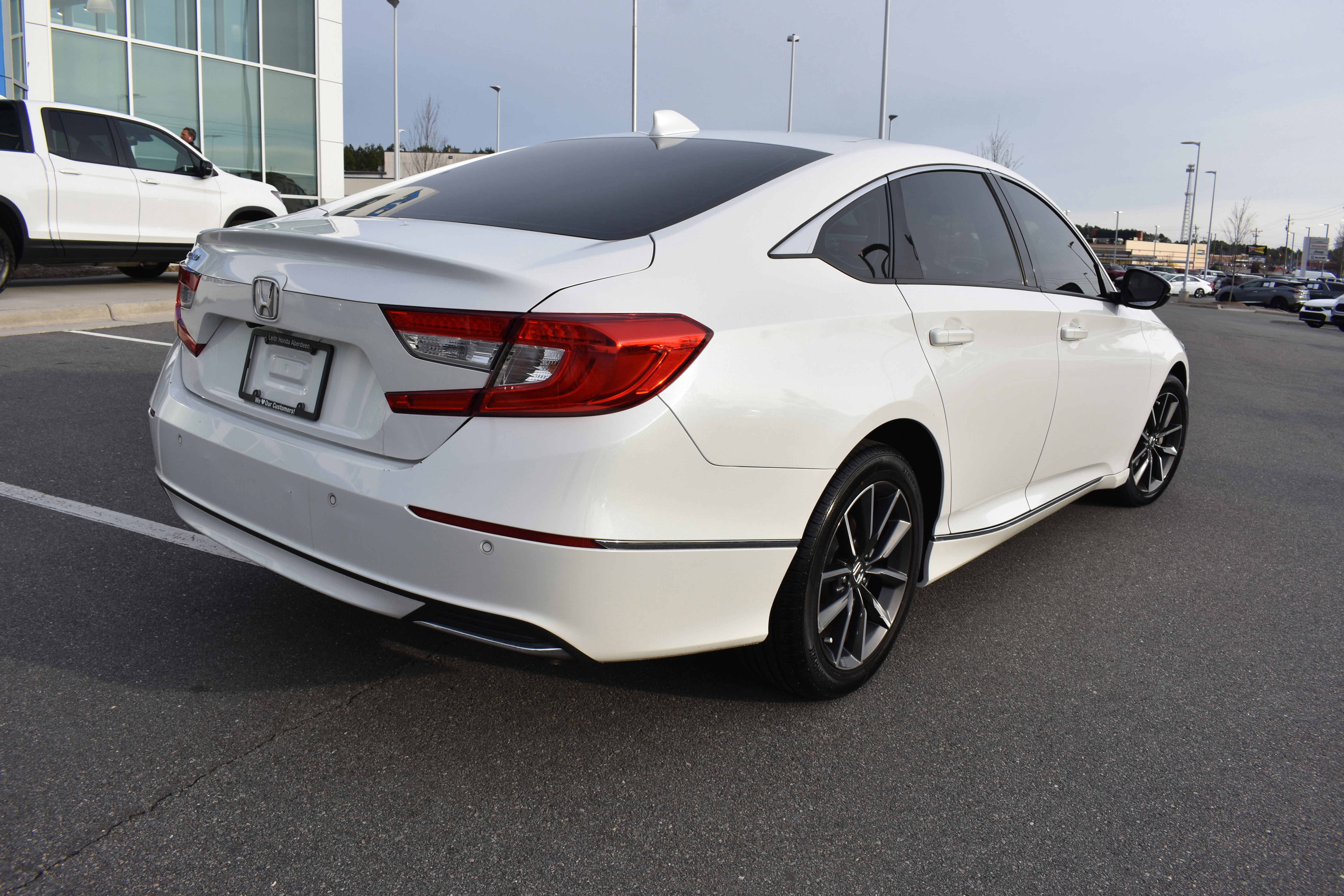 Certified 2021 Honda Accord EX-L image 9