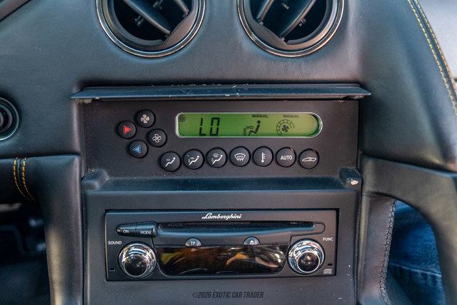 Used 2004 Lamborghini Murcielago Coupe image 27