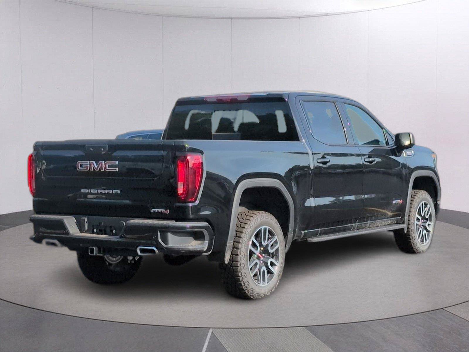 New 2026 GMC Sierra 1500 AT4 w/ AT4 Premium Package AWD/4WD image 7