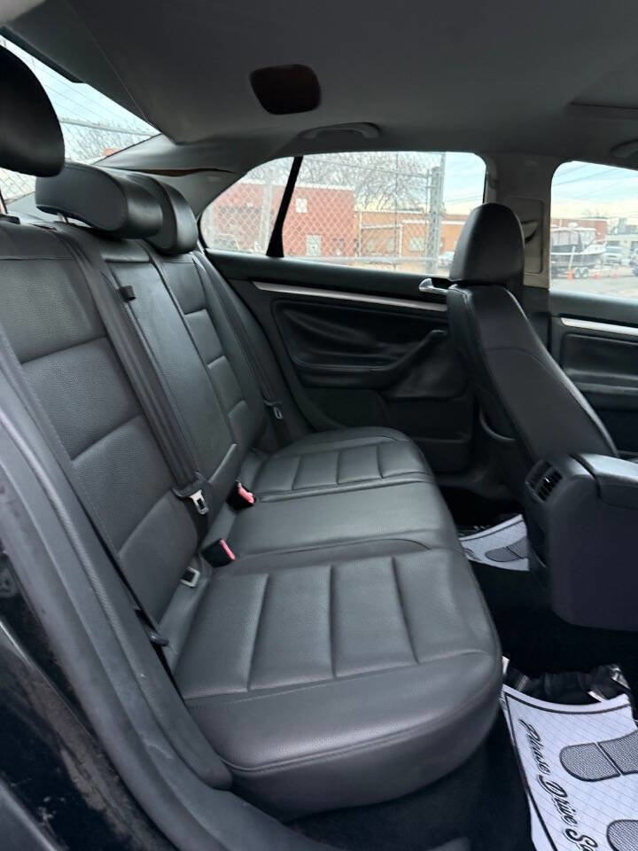 Used 2008 Volkswagen Jetta SE image 11