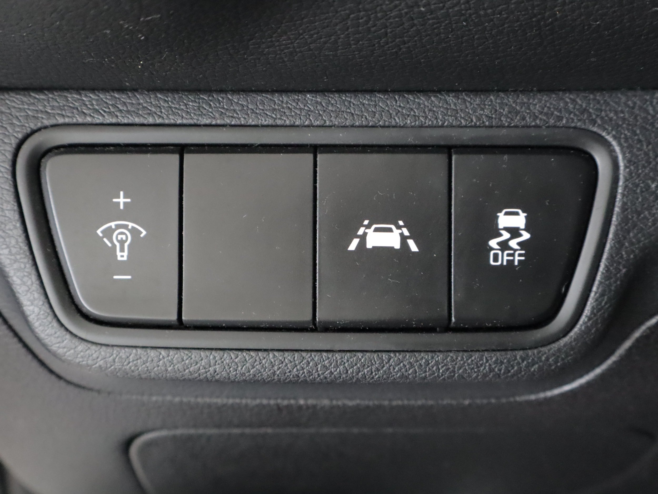 Used 2019 Kia Forte LXS FWD image 14