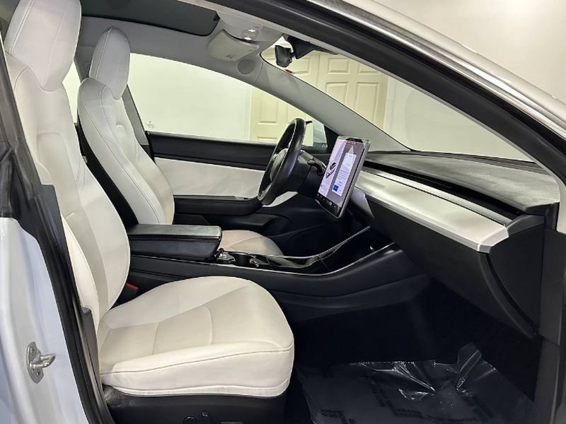 Used 2019 Tesla Model 3 Standard Range Plus RWD image 20