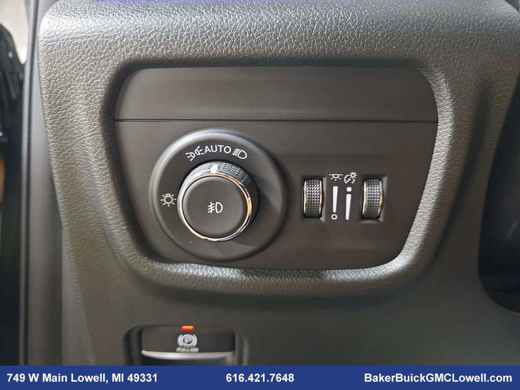 Used 2022 Jeep Grand Cherokee L Summit w/ Advanced Protech Group IV image 31