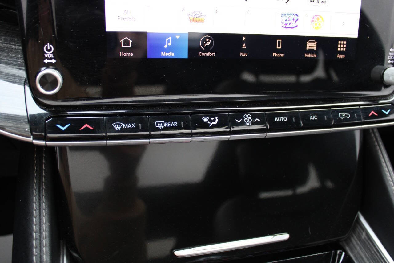 Used 2022 Jeep Wagoneer Series III w/ Premium Group I image 31