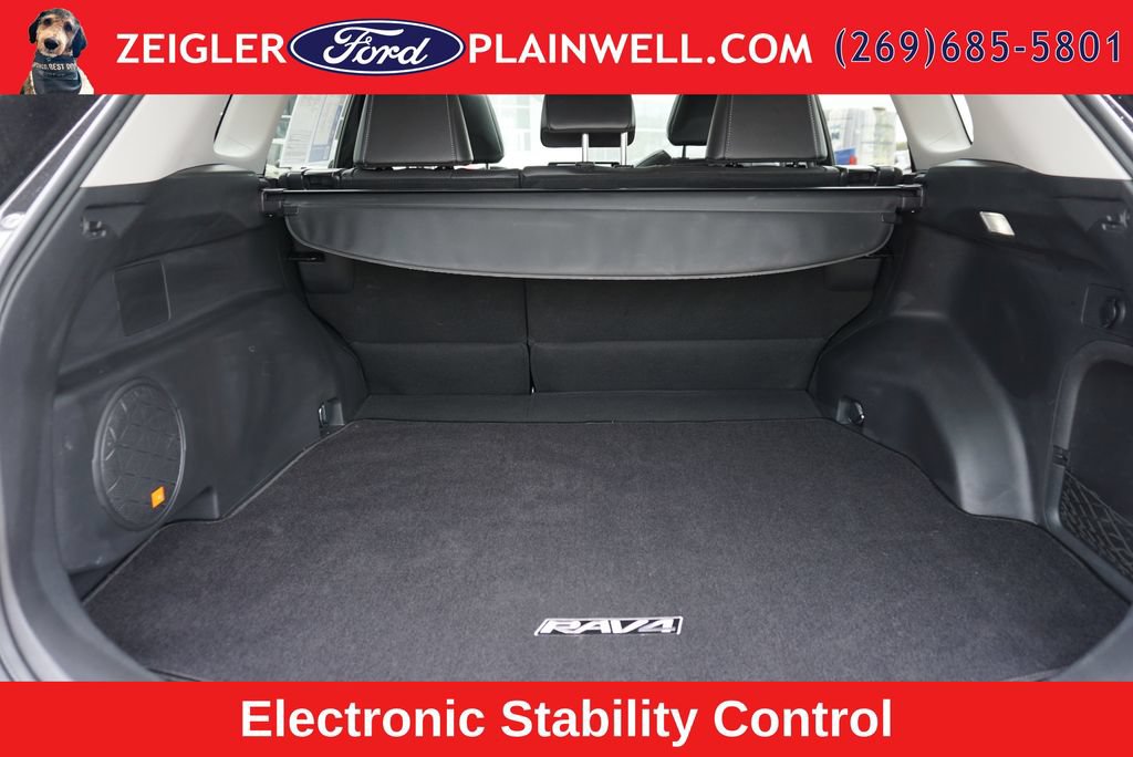 Used 2023 Toyota RAV4 Limited AWD/4WD image 10