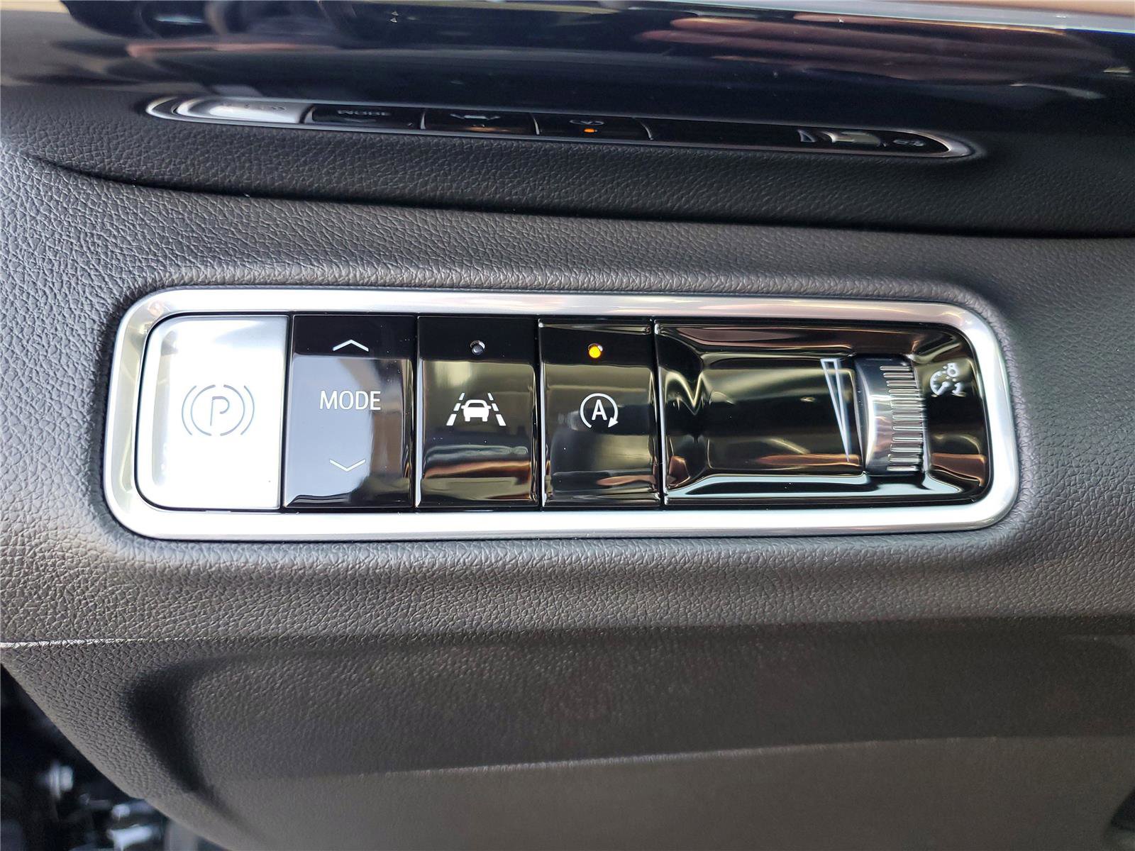 New 2026 Buick Envision Sport Touring image 21