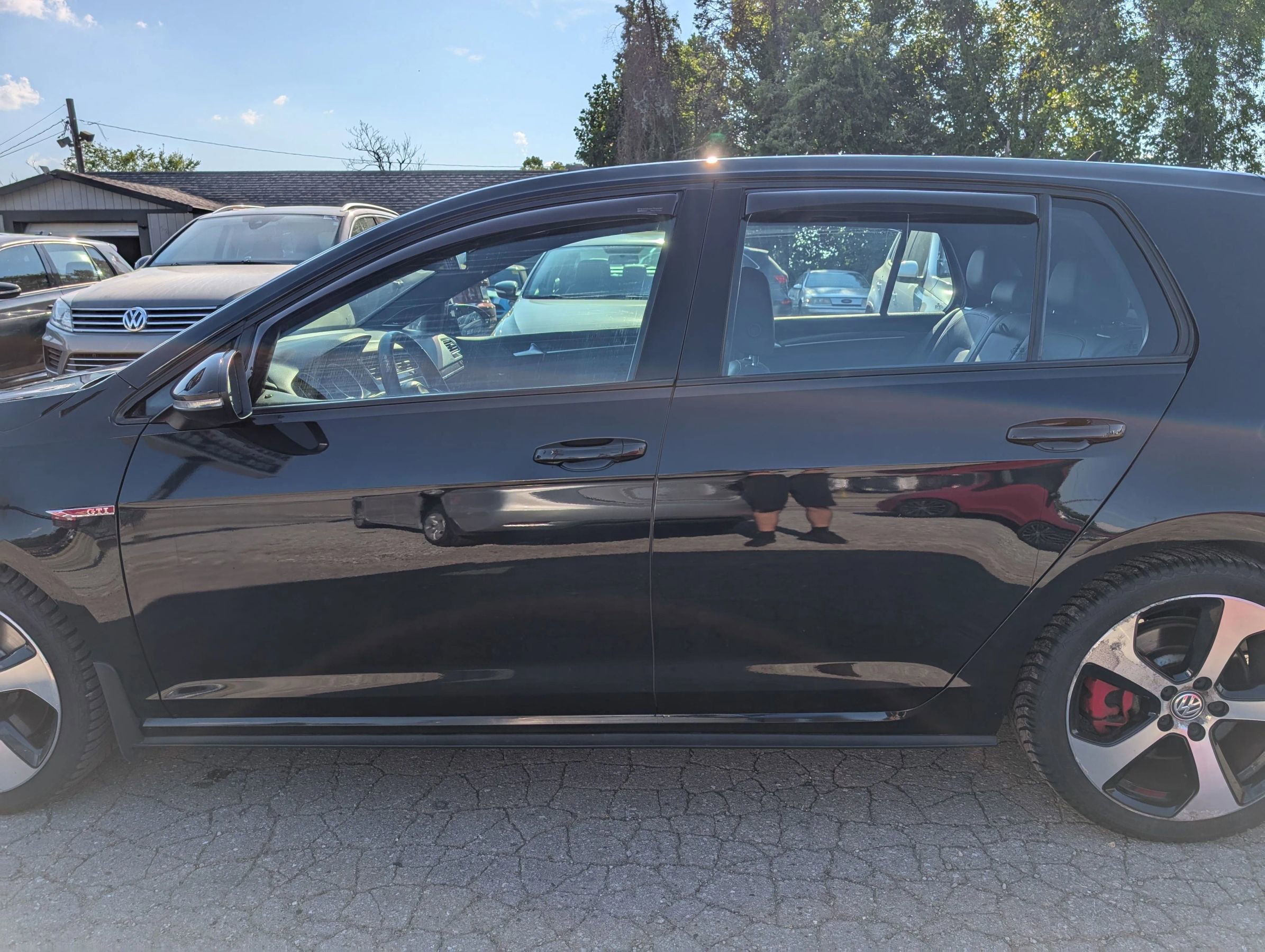 Used 2017 Volkswagen GTI Sport image 3