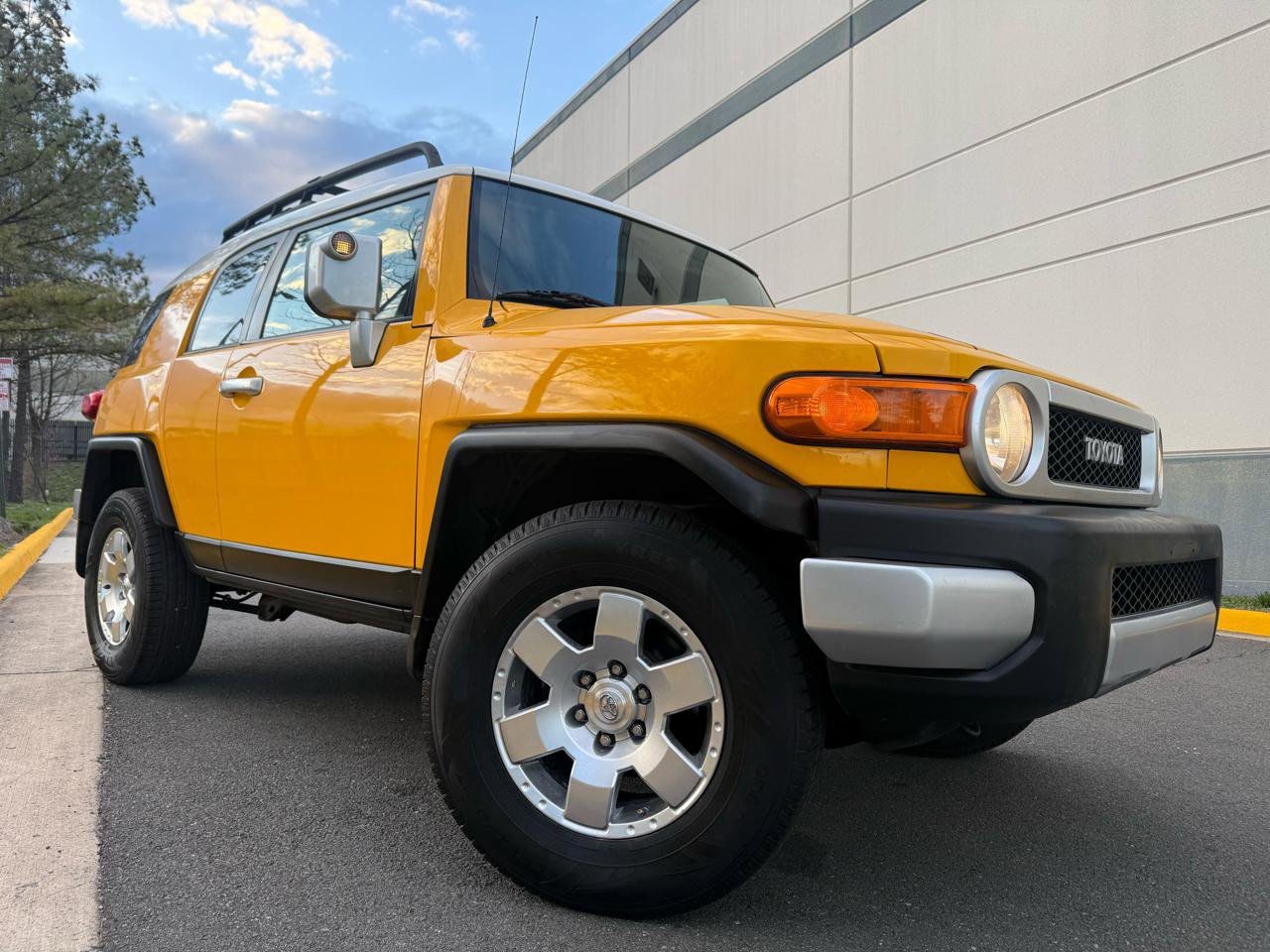 Used 2007 Toyota FJ Cruiser 4WD image 6