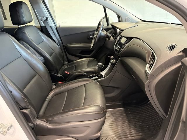 Used 2020 Chevrolet Trax Premier FWD image 10
