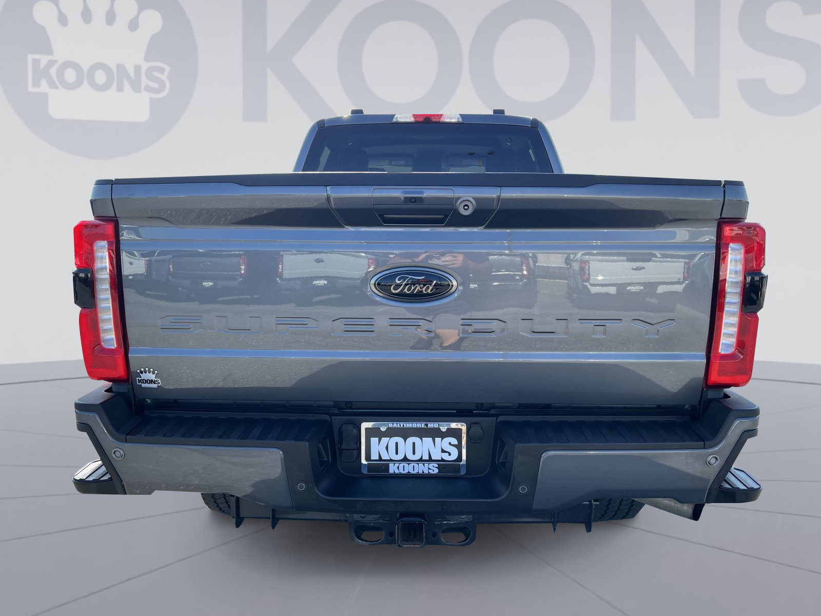 Used 2025 Ford F250 Lariat w/ Black Appearance Package AWD/4WD image 5
