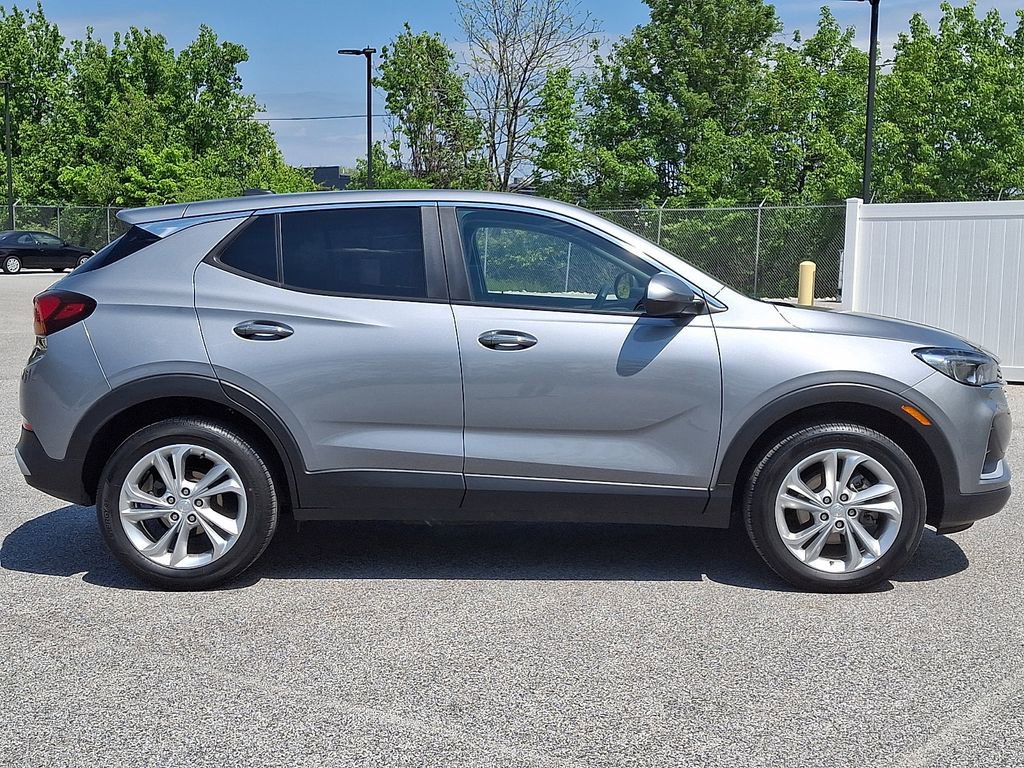 Used 2023 Buick Encore GX Preferred w/ Cold Weather Comfort Package AWD/4WD image 10