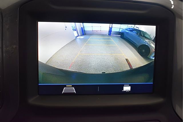 Used 2020 Chevrolet Silverado 1500 Custom w/ Custom Value Package AWD/4WD image 8