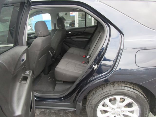 Used 2020 Chevrolet Equinox LT w/ Driver Convenience Package image 19
