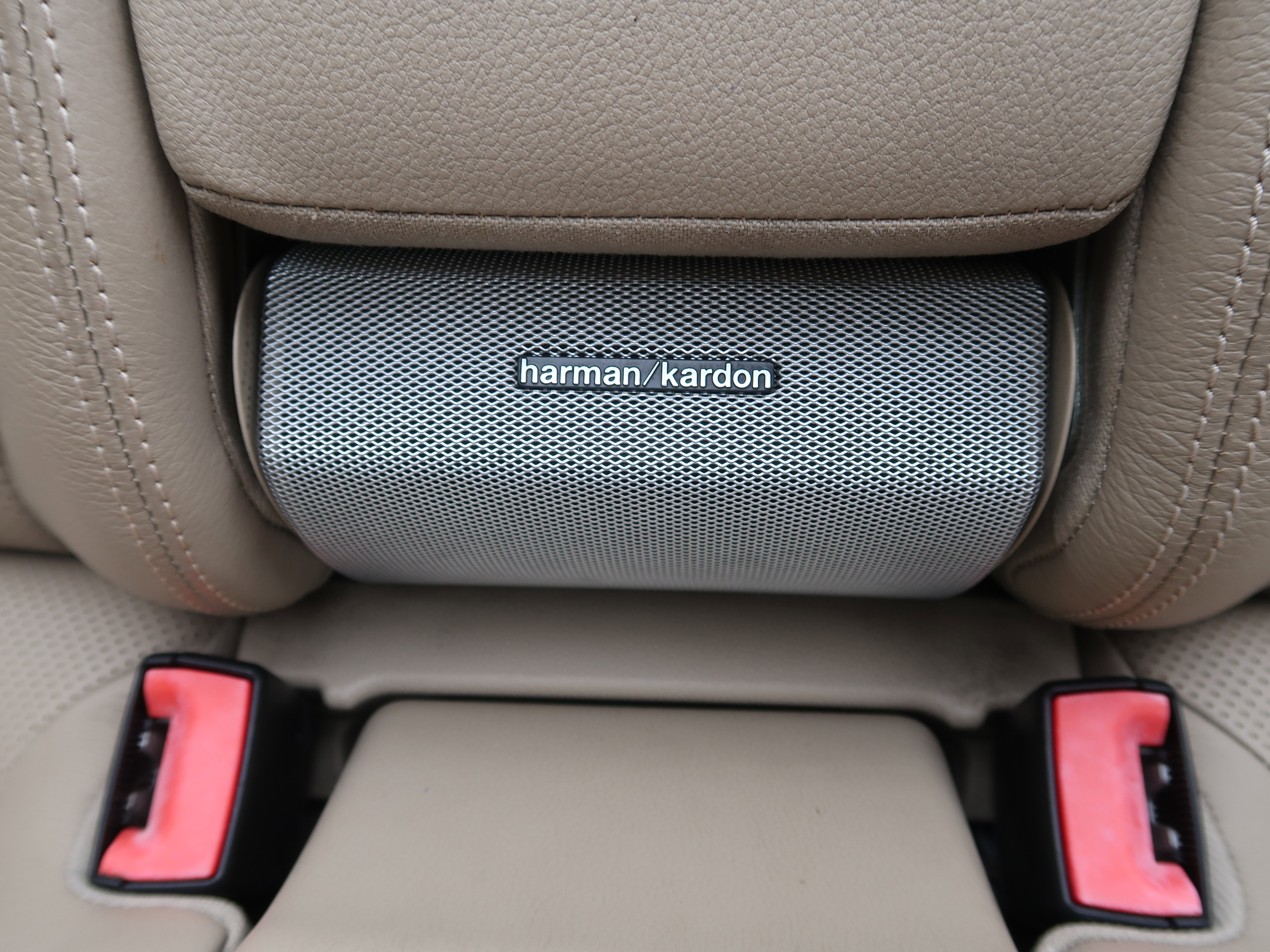 Used 2013 Mercedes-Benz E 550 Cabriolet image 23