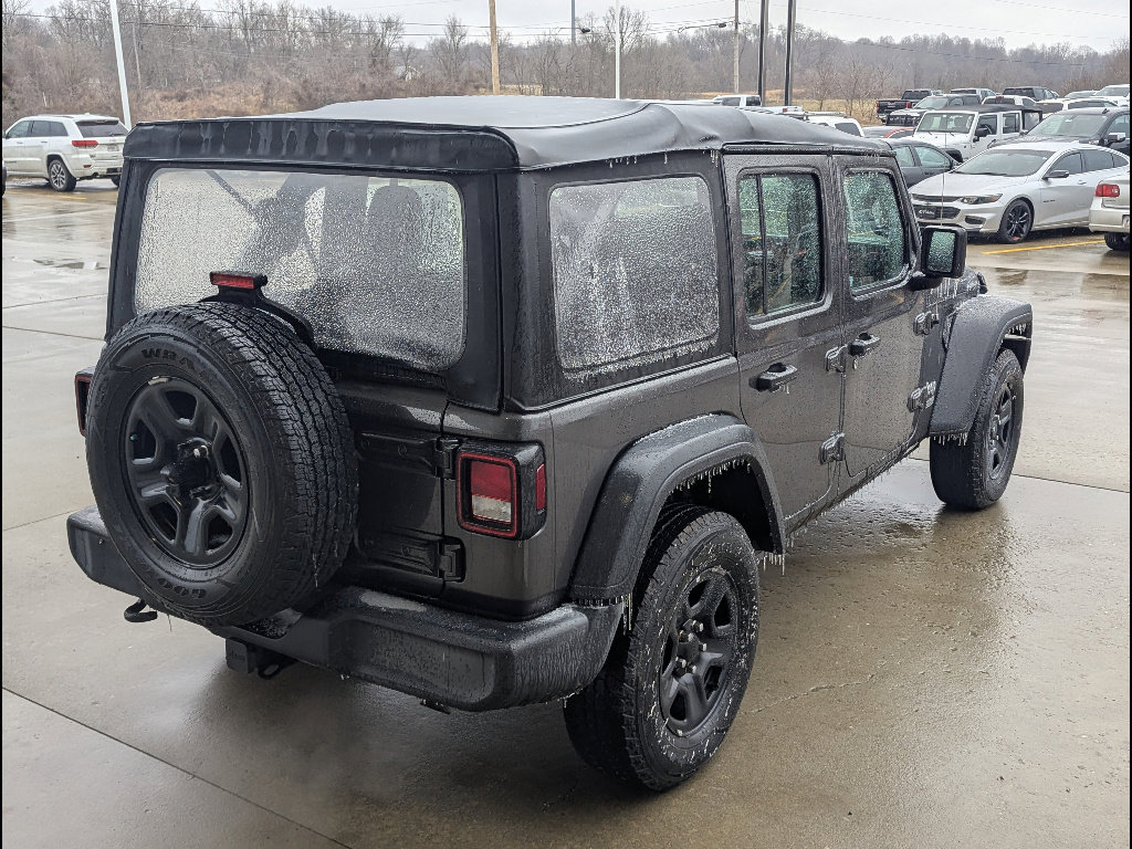 Used 2019 Jeep Wrangler Unlimited Sport image 7
