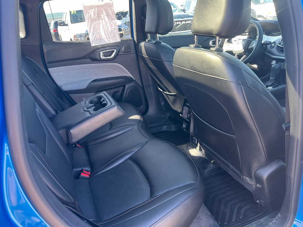 Used 2023 Jeep Compass Latitude w/ Sun and Sound Group image 19