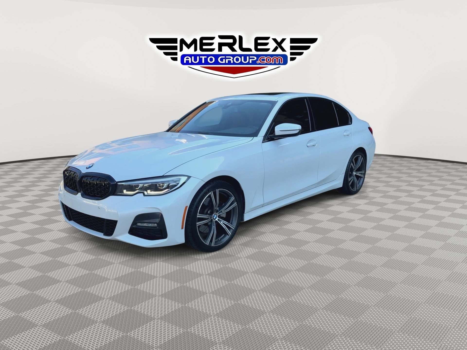 Used 2022 BMW 330i xDrive Sedan w/ M Sport Package AWD/4WD image 4