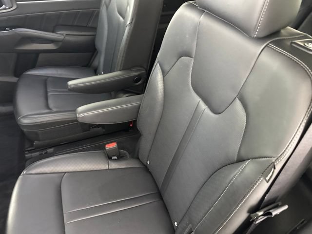 Certified 2025 Kia Sorento SX FWD image 28