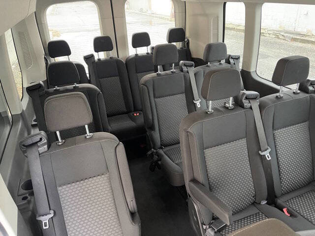 Used 2023 Ford Transit 350 XLT image 8
