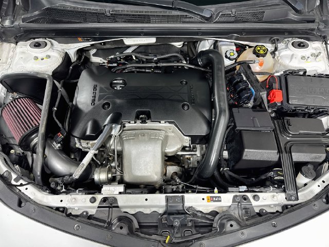 Used 2020 Chevrolet Malibu Premier FWD image 32