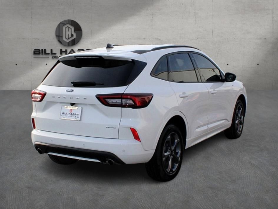 Used 2024 Ford Escape ST-Line w/ Tech Pack #1 image 7