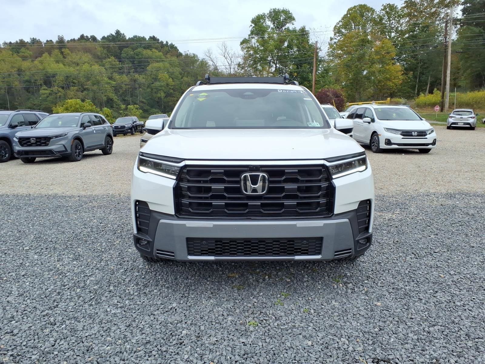 New 2026 Honda Pilot Elite image 2