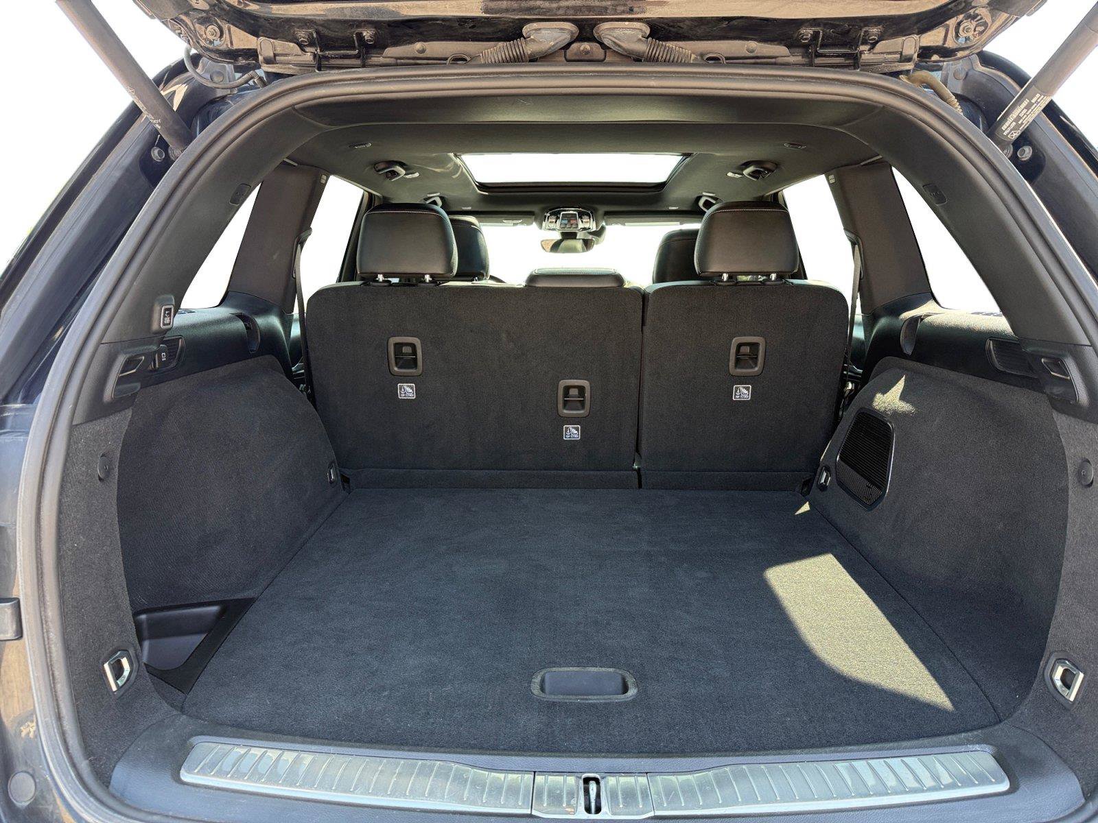 Used 2022 Jeep Grand Cherokee Overland AWD/4WD image 23