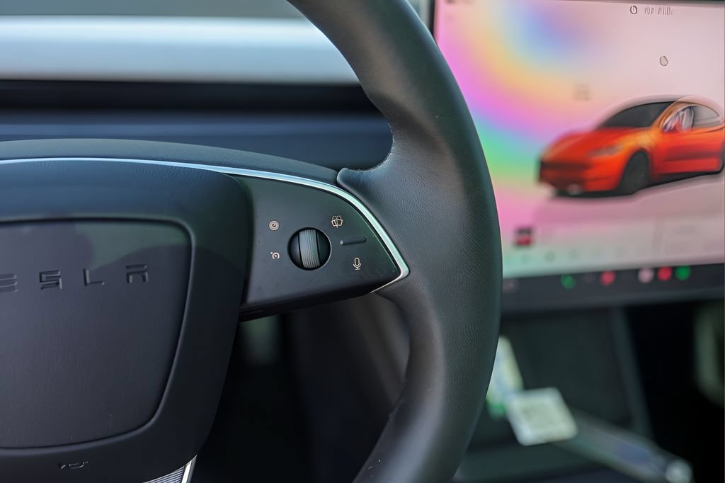 Used 2025 Tesla Model 3 RWD image 12
