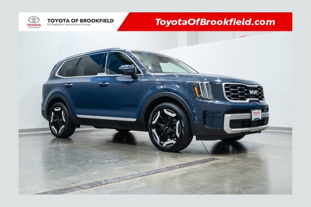 Used 2025 Kia Telluride S AWD/4WD image 1