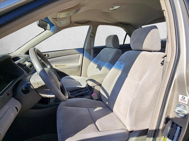 Used 2004 Toyota Camry LE FWD image 12