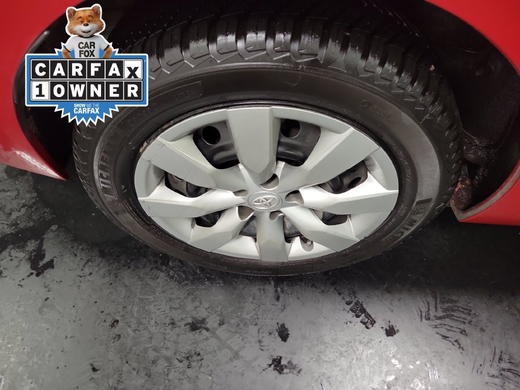 Used 2014 Toyota Corolla LE FWD image 11