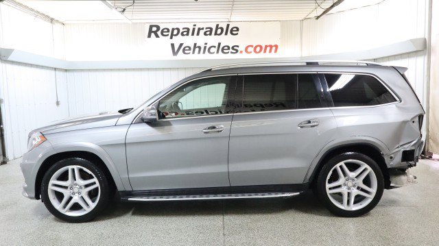 Used 2016 Mercedes-Benz GL 550 4MATIC image 1