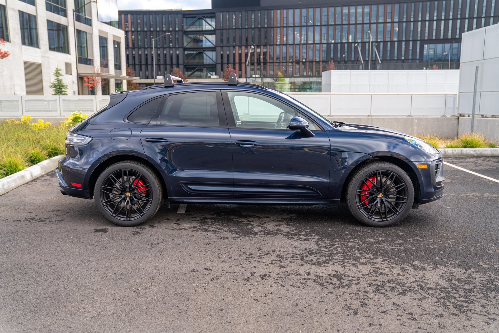 Used 2022 Porsche Macan GTS AWD/4WD image 8